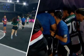 Alana y los jugadores de Raniza persiguen al árbitro tras un penalti polémico