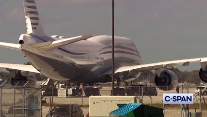 L’ombre d’un cadeau empoisonné : Trump accepte un Boeing 747 offert par le Qatar, l’opposition s’insurge