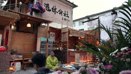 Des jeunes Chinois partent en "retraite" à la campagne