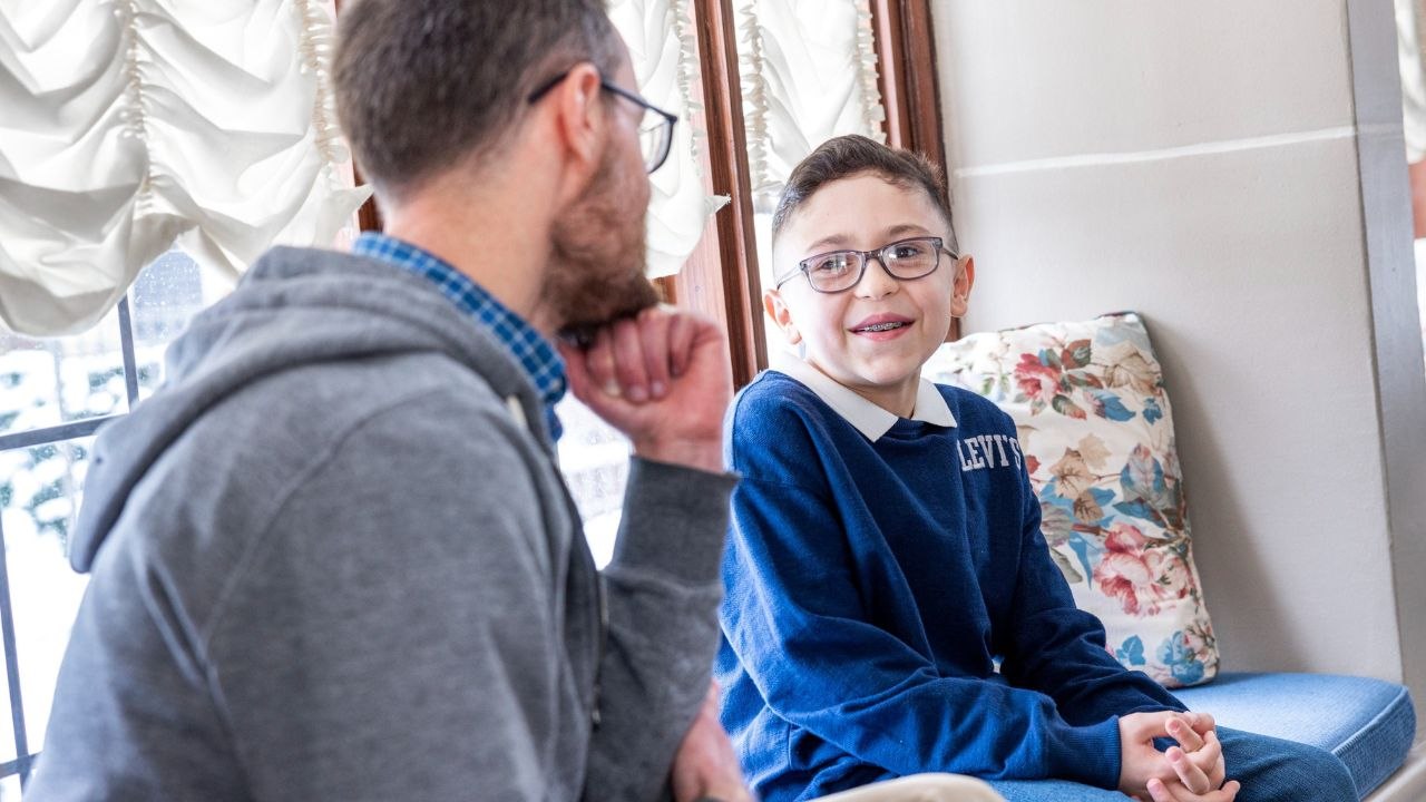 11-jähriger Junge trifft den Mann, der ihm das Leben gerettet hat