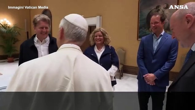 Sinner al Papa: Giochiamo? e Leone: Qui meglio di no