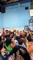 Influenciador famoso atrai multidão e gera tumulto em cidade do interior da Bahia