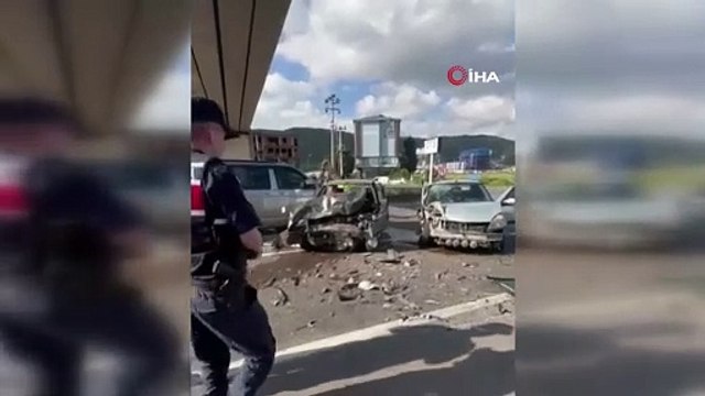 Yalova'da 4 Araçlı Zincirleme Kaza: 5 Yaralı