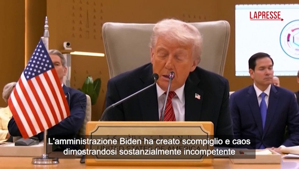 Iran, Trump detta la linea: "Voglio trovare un accordo ma devono fermare le ricerche sul nucleare"