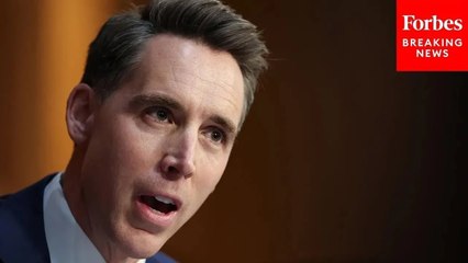 Josh Hawley Calls For New Air Force One To Be U.S.-Built Jet, Not Gift From Qatar