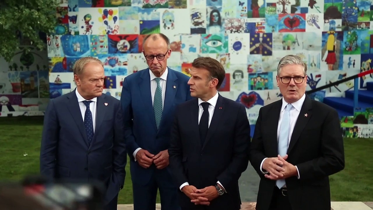 Europa emplaza a Putin a sentarse a negociar con Ucrania y amenaza con más sanciones