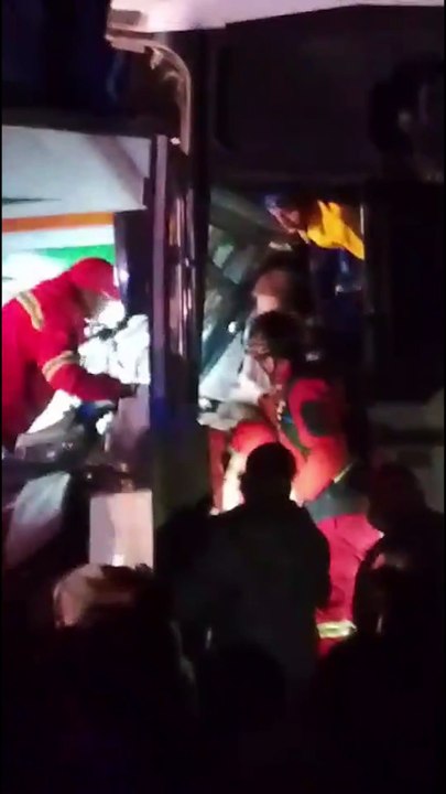 Así rescataron a los estudiantes accidentados en Oruro