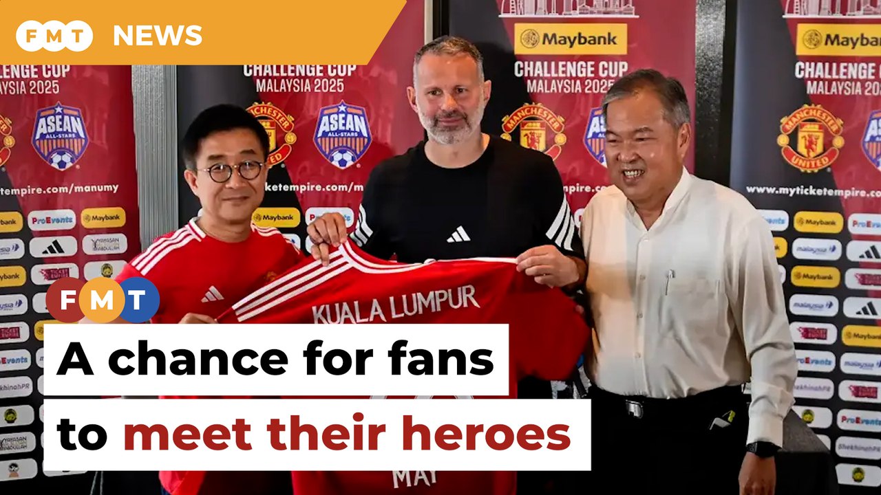 Pre-season matches a chance for fans to meet heroes, says Giggs