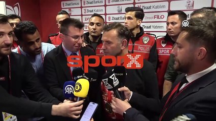 Okan Buruk'tan Osimhen Açıklaması: Takımda Kalmasını İstiyor! ⚽