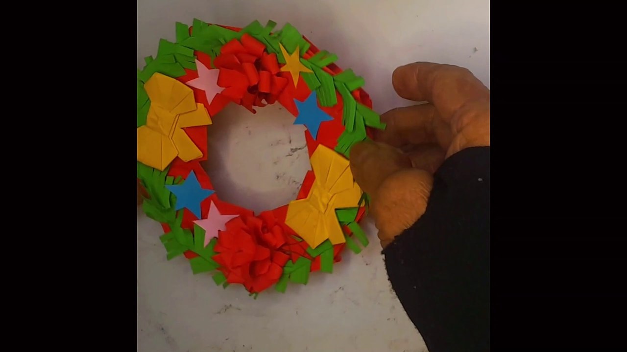How to Make a Christmas Wreath with Paper | Easy DIY Holiday Wreath Craft Tutorial