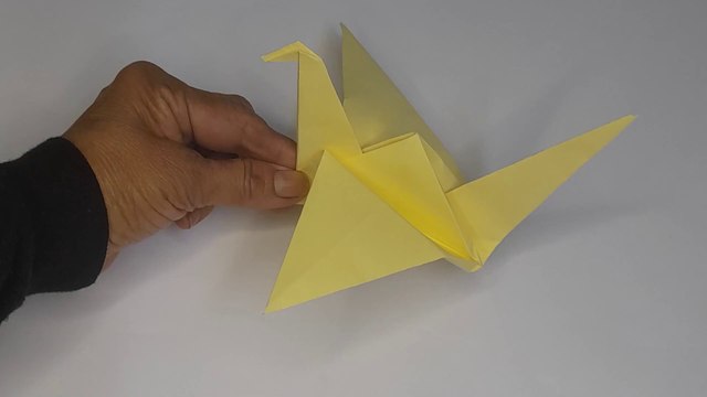 How to Make a Crane with Flapping Wings | Easy Origami Bird That Moves