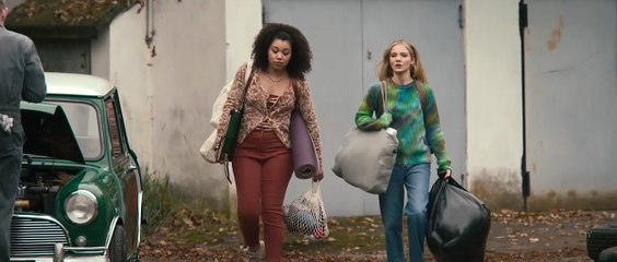 Baghead – A Bruxa dos Mortos: Terror e Mistério na Floresta Sombria 🌲