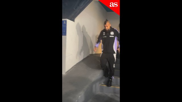 Este registro es el reflejo del Centenario de Colo Colo: a Vidal y Almirón nunca se les vio así