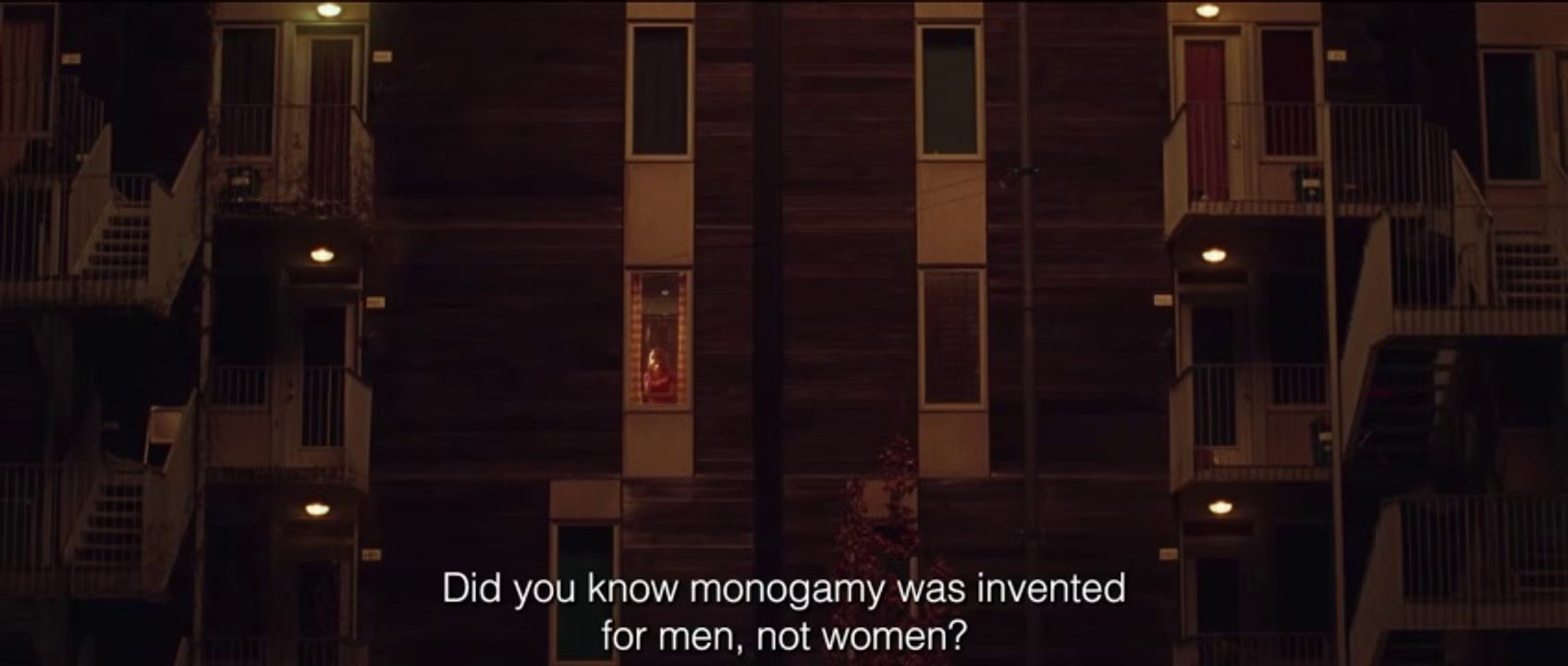 Two Women Trailer OmeU