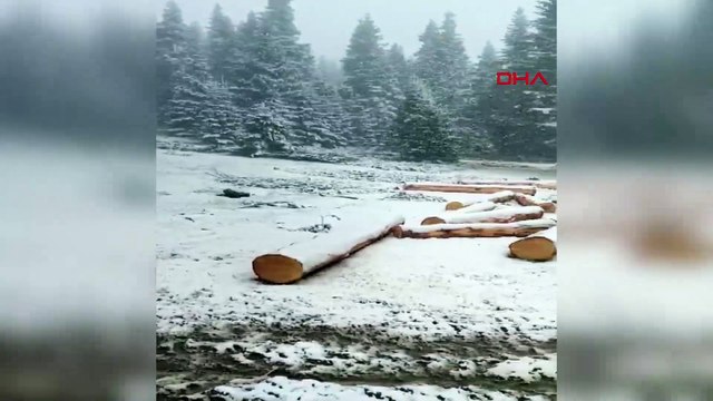 Mayıs ortasında lapa lapa kar yağdı!