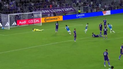 Wilfried Zaha'dan şahane bitiricilik!