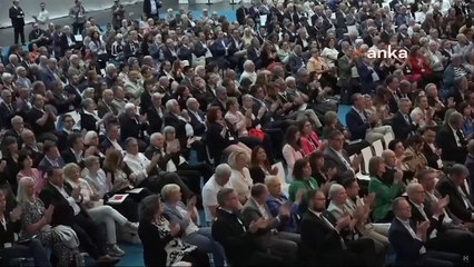 Alman Belediyeler Birliği’nde Ekrem İmamoğlu ayakta alkışladı