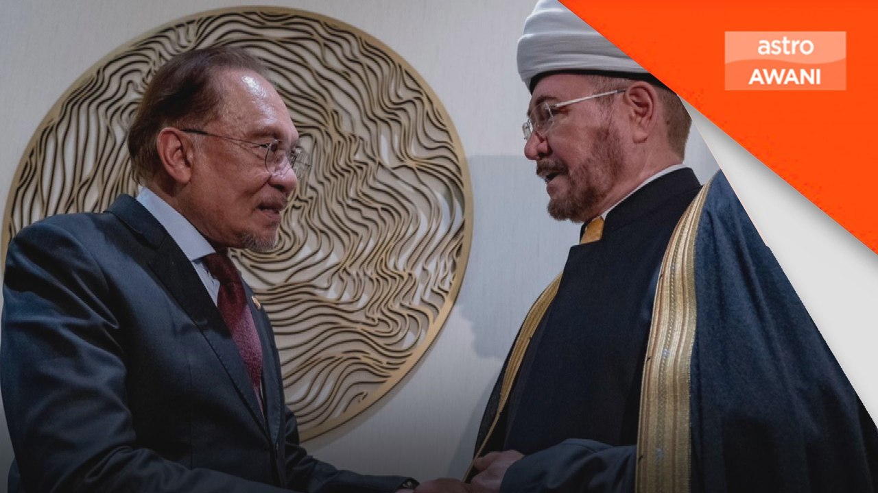 Anwar temui Mufti Besar Russia, erat ukhuwah dua negara