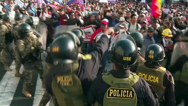 Protesta dei lavoratori dei trasporti del Perù contro la criminalità in aumento