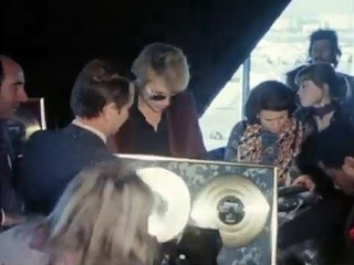 Johnny Hallyday – Disque d'Or & Fauteuil d'Or au Midem (FR3 Côte d’Azur – 24 Janvier 1977)