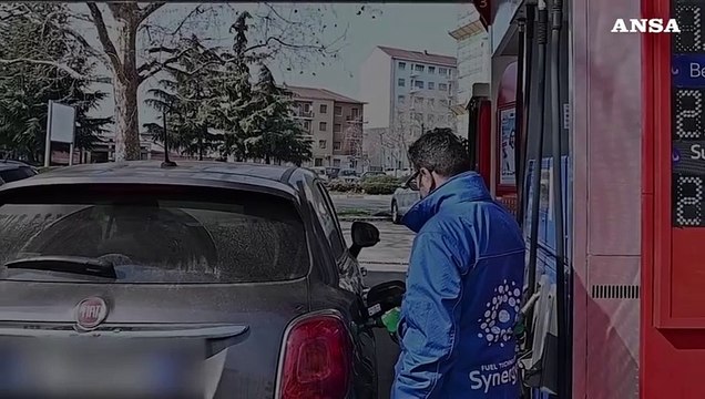 Riallineamento delle accise: sale il diesel, cala la benzina