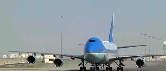 لحظة وصول طائرة الرئيس الأميركي دونالد ترامب العاصمة ابوظبي