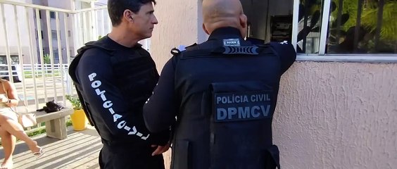 Vídeo: Quatro pessoas investigadas por por crimes sexuais contra crianças e adolescentes são presas em Salvador