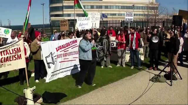 Protest in Wisconsin after FBI arrest judge accused of helping man evade immigration authorities