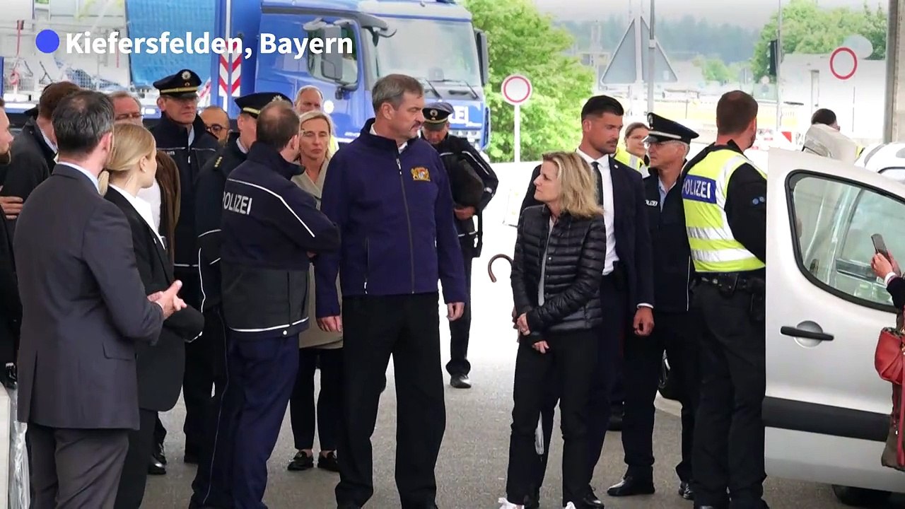 Dobrindt an der Grenze: 'Die Kontrollen wirken'