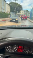 Buraco e lama atrapalham o trânsito na Rua Direta do Saboeiro; assista