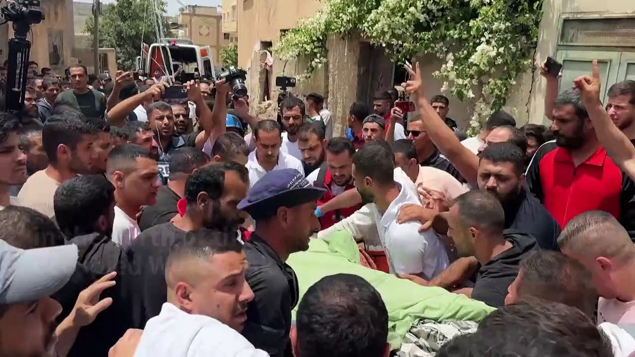 Palestinians recover body from house demolished by Israeli army in West Bank