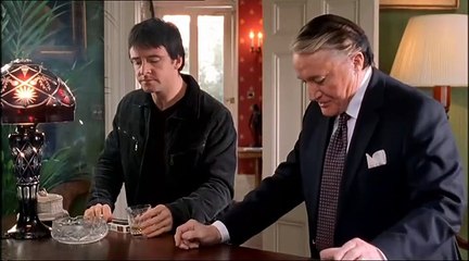 hustle / cops and robbers