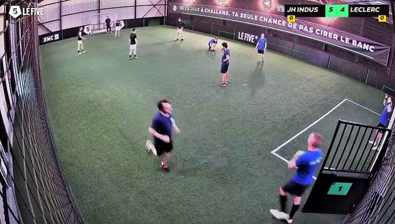 Jh Industries Lg - Leclerc Challans 15/05 à 20:40 - Football Terrain 1 (LeFive Challans)