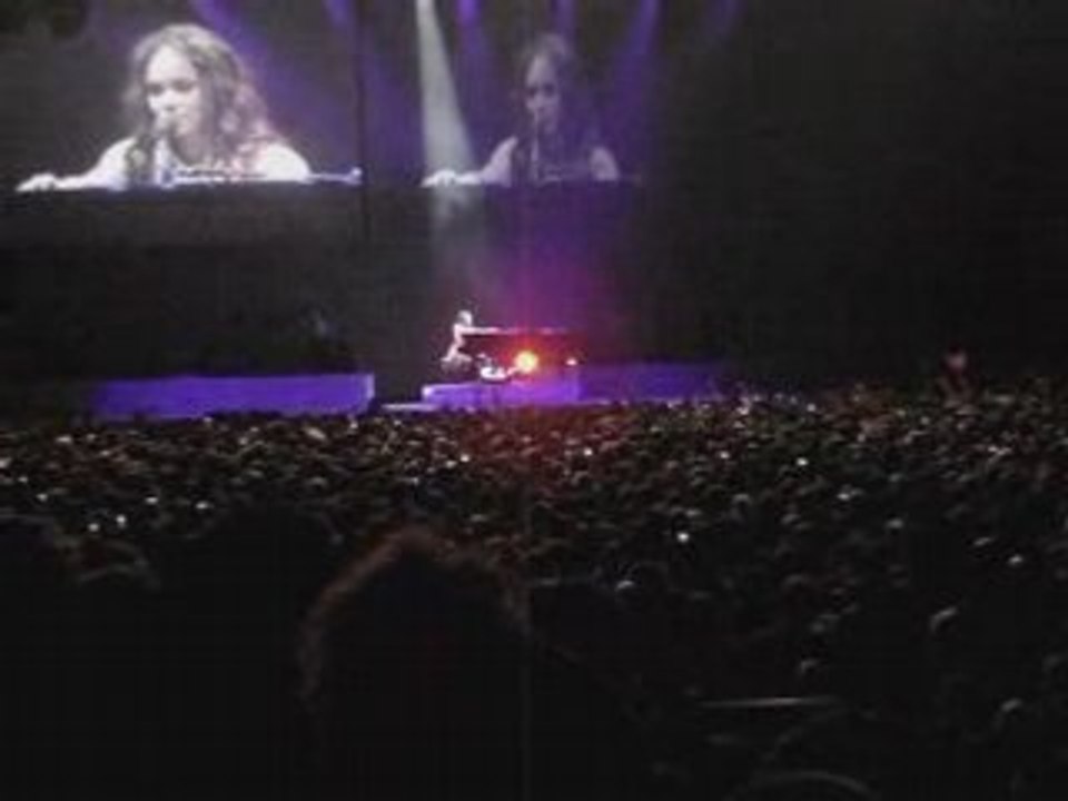 no one / if i ain't got you live a lyon