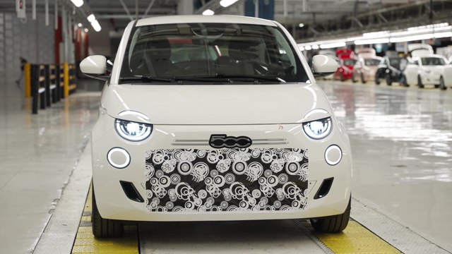 FIAT assembles first pre-production units of the New 500 Hybrid at Mirafiori plant in Turin