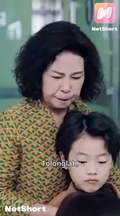 Putri rela tinggalkan harta demi cinta tapi malah dikhianati,CEO yang naksir ia langsung melamarnya