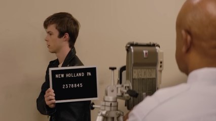 Brave the Dark Tráiler VO