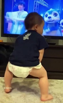 Cute baby's new viral funny video 📸 baby's funny video 😂😍 baby's love 😘💗#shorts #shortvideos #viralvideos #viralshorts #funnyvideos #funny #comedy #baby #kids
