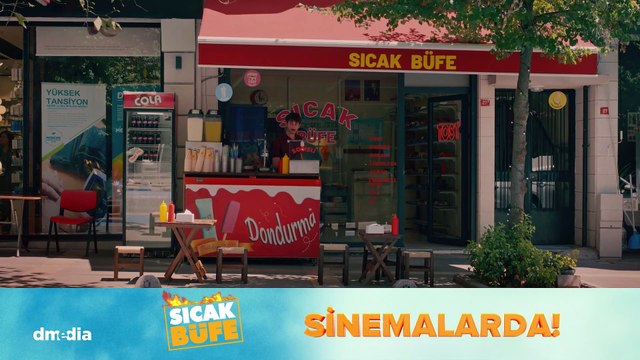 Komedi darbesi Sıcak Büfe vizyonda! Tempolu ve sıcak bir aile komedisi