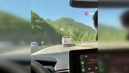 120 kilometre hızla gitti, önündeki tıra yetişemedi