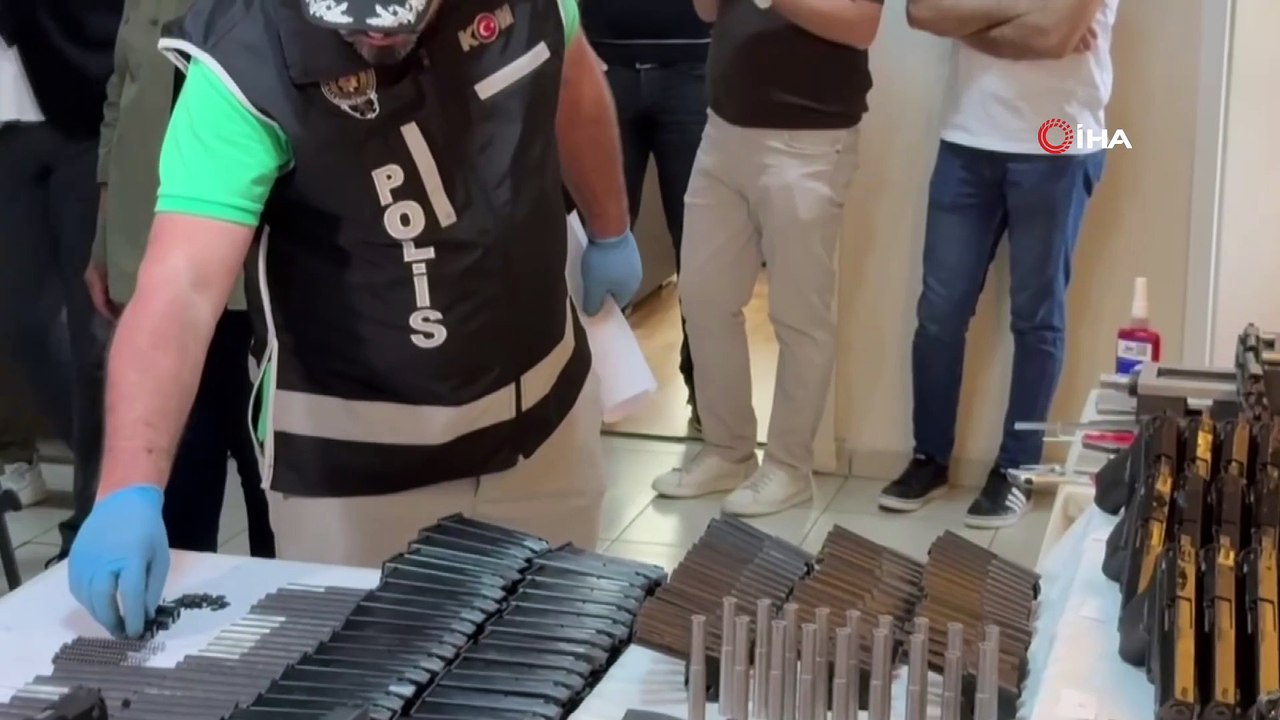Diyarbakır’da ‘Oyuncakçı’ dükkânında cephane