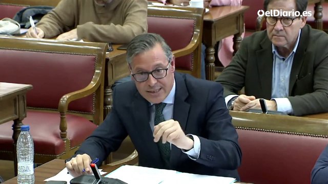 Bronca en la comisión de investigación del 'caso Koldo' entre Óscar López y el PP por el piso en el que viven Ayuso y su pareja: Yo puedo explicar todas mis gestiones. Ustedes no van a poder explicar nunca lo del ático