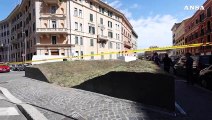Roma, il monumento a De Gasperi nel degrado