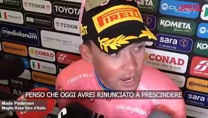 Il Giro d'Italia arriva a Napoli, Pedersen: 'Mi godo ultimi momenti in Rosa'