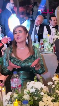 فيفي عبده وعمرو عبدالجليل ووفاء عامر وحكيم وخالد زكي وأسامة منير والعديد من نجوم الفن والإعلام في زفاف ابنة #أمل_رزق 👰🏻‍♀️✨