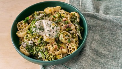 How to Make Pasta with Broccolini, Peas, and Pancetta