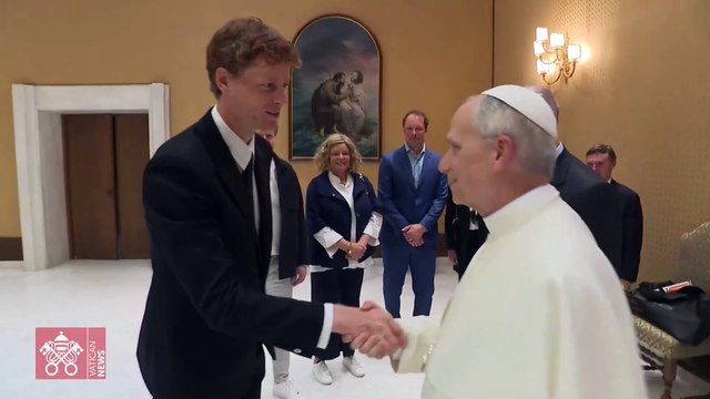 León XIV recibió al tenista italiano y número uno del mundo, Jannik Sinner