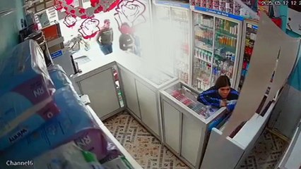 Joven muere dentro de farmacia en Bogotá