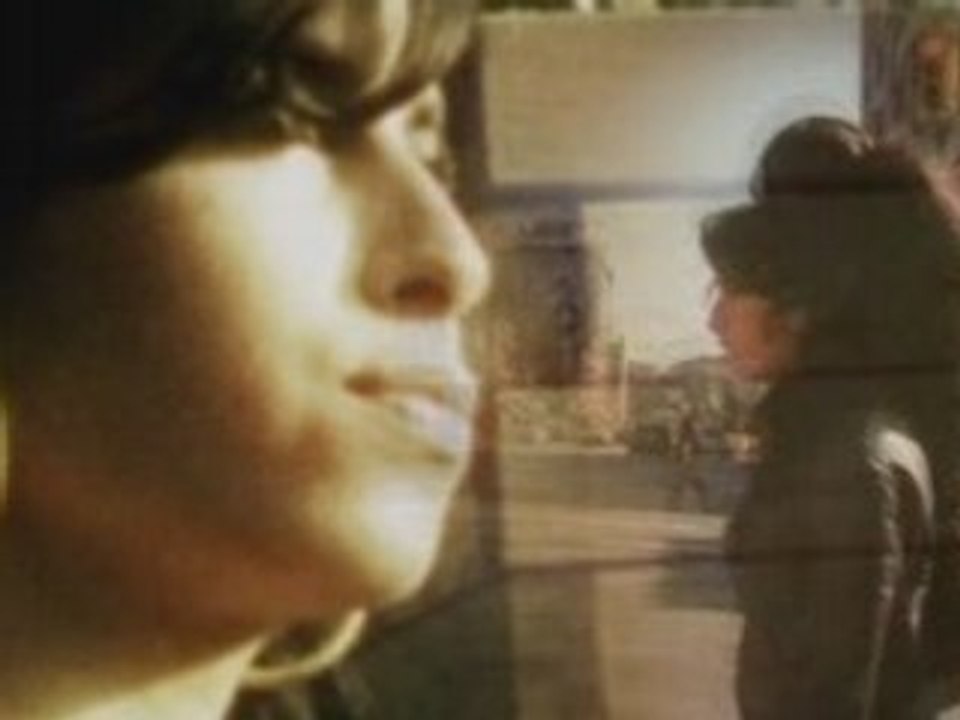 Amy Winehouse - Love Is A Losing Game