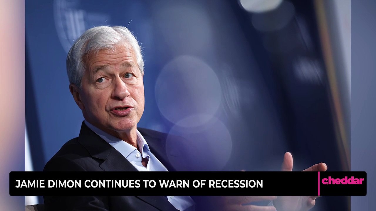 Jamie Dimon Continues to Warn of Recession